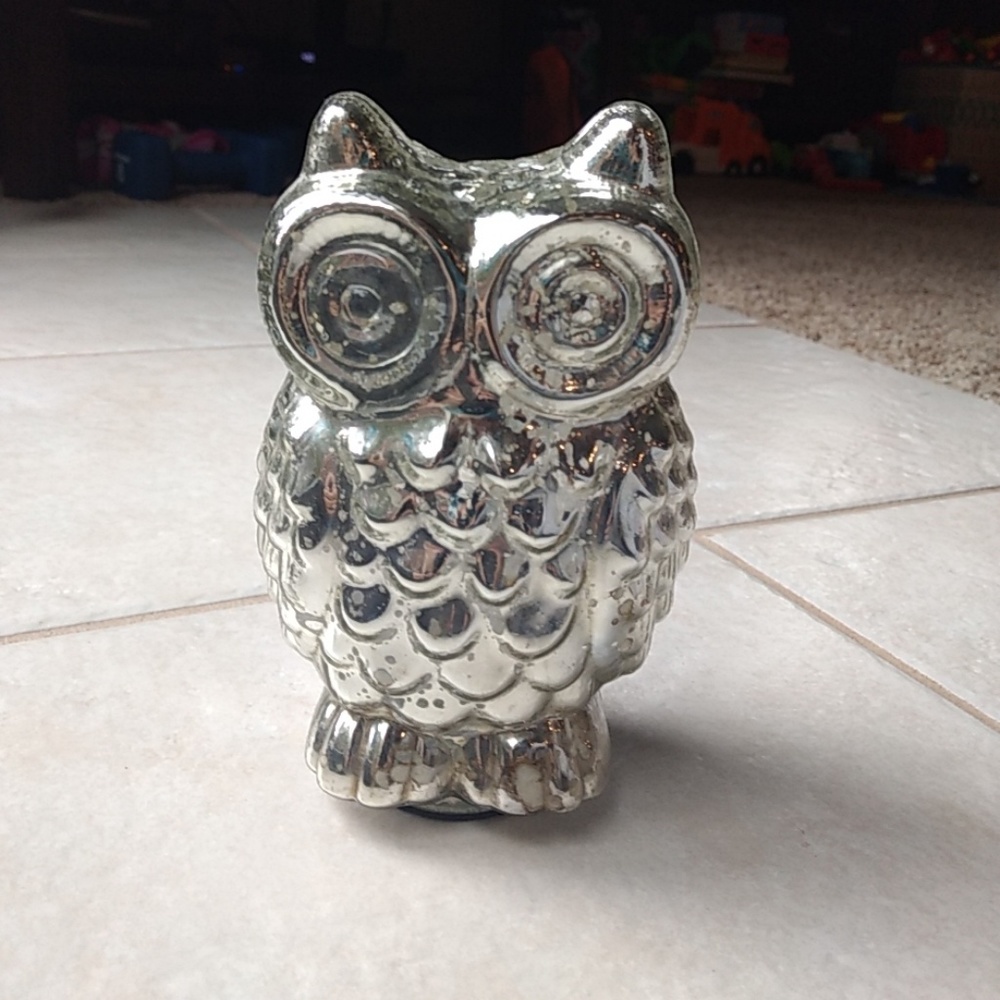 Silver owl decoration